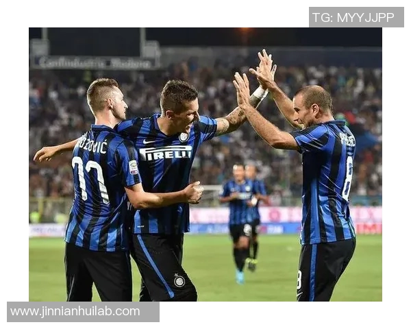 埃弗顿追求多夫比克那不勒斯米兰科莫同样表达兴趣 埃弗顿追求多夫比克那不勒斯米兰科莫同样表达兴趣