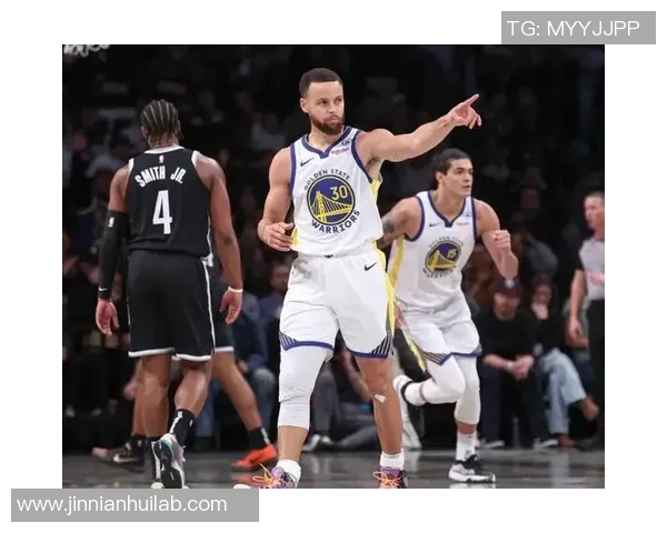 库里谈与克莱对抗关系称我们是竞争者仍然相信能赢得比赛