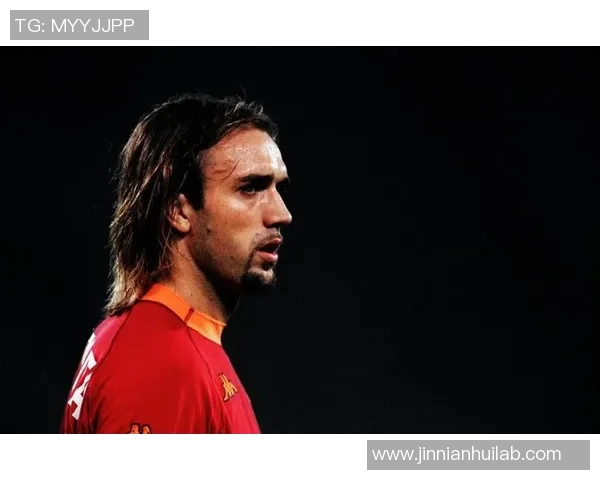 托蒂谈迪巴拉不适合伪9号期望有人继承罗马10号球衣