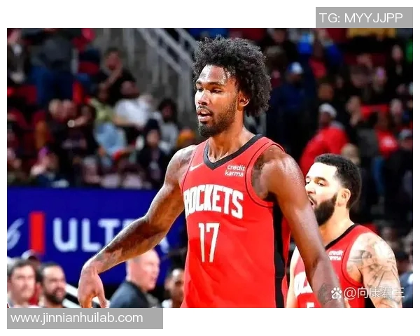 火箭签下前杜克明星凯里与76人旧将康西尔期待新赛季表现提升