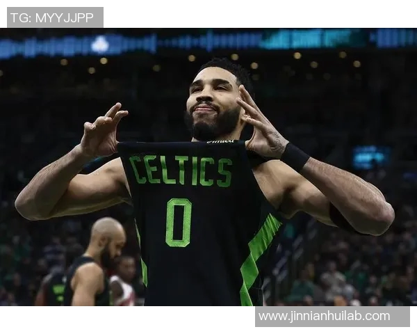 米奇称赞索汉表现出色防守端过于积极引发关注 米奇称赞索汉表现出色防守端过于积极引发关注